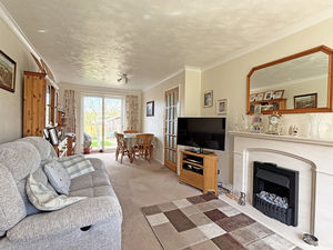 Photo 17- click for photo gallery